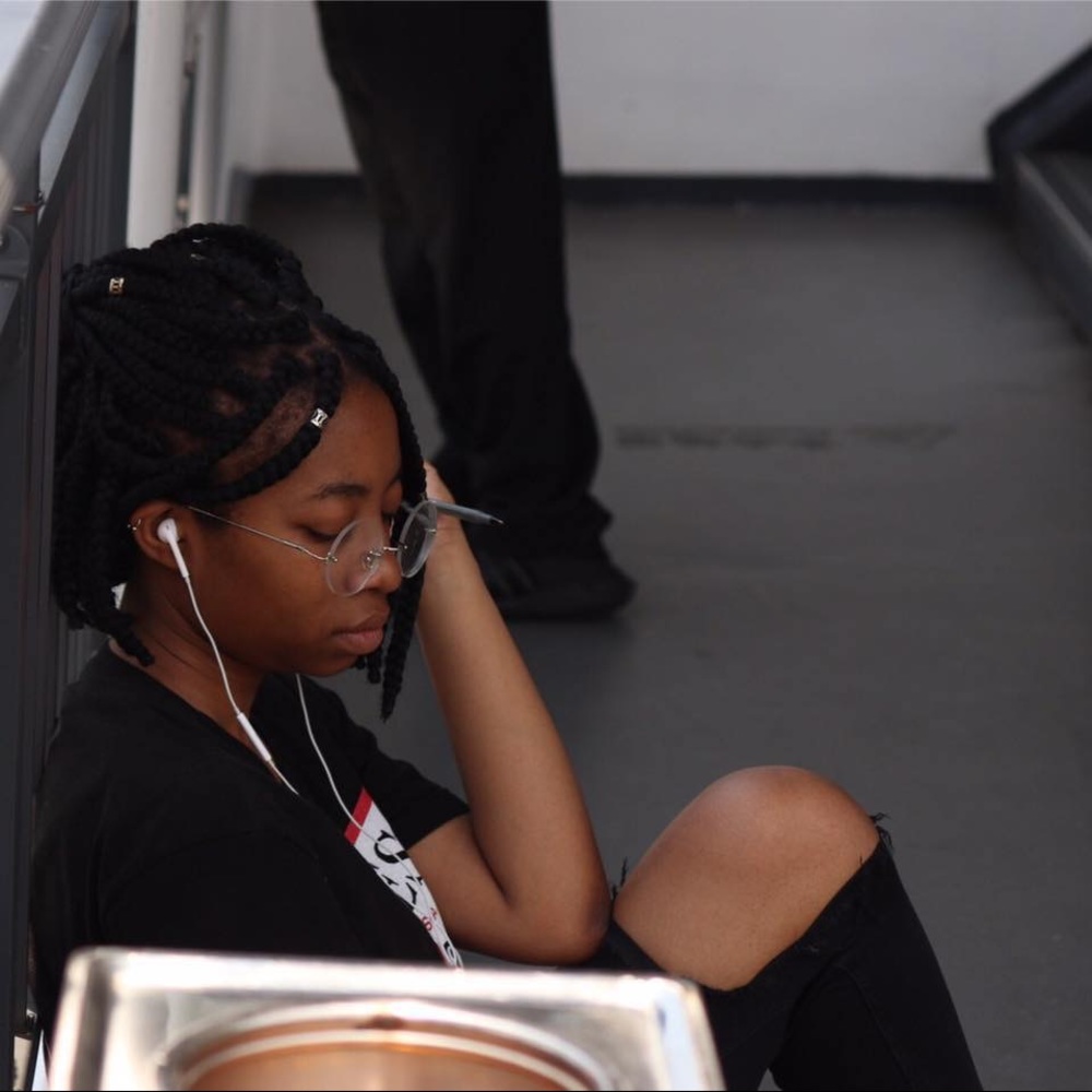 Meet your Posher, Casey